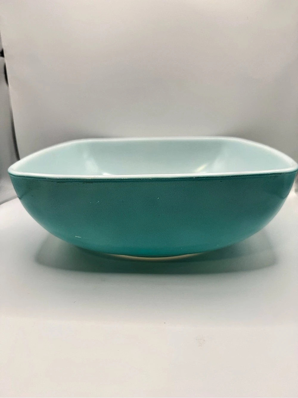 Pyrex Turquoise Square Chip Bowl Model #025- 2.5 Quart